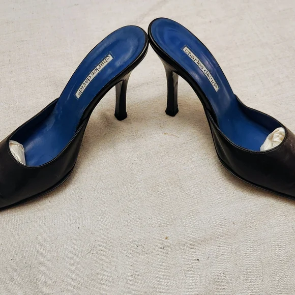 Charles David Black Leather Mules - Picture 4 of 6